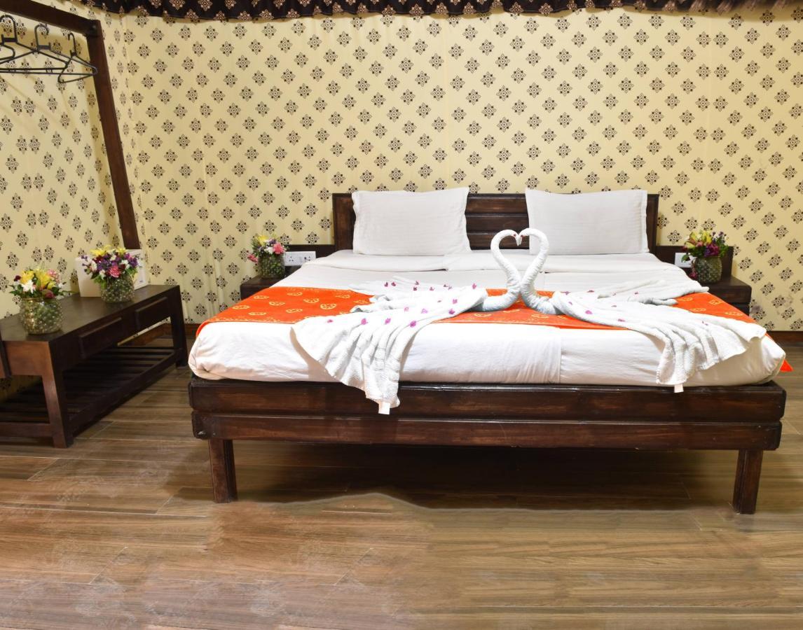 Praveg Tent City Narmada, Statue Of Unity Kevadia ภายนอก รูปภาพ